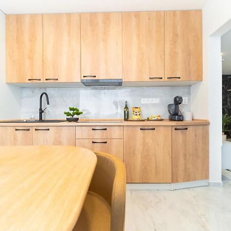 Apartman Discreet Kysucke Nove Mesto Экстерьер фото